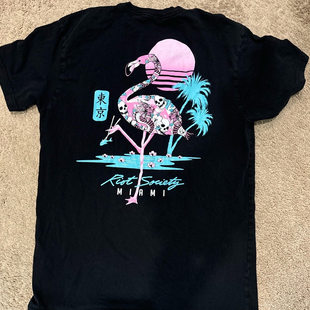 Riot society graphic tee